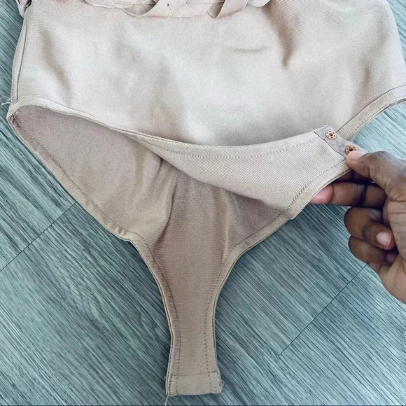 FASHION NOVA BANDAGE SEXY DRESS  TAN COLOR MEDIJM - Picture 10 of 16